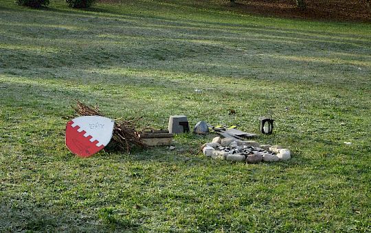 2015-2016 Il silenzio nel castello - Angela Volpi005
