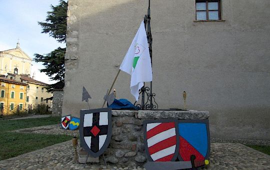 2015-2016 Il silenzio nel castello - Angela Volpi038